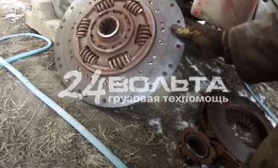 Замена сцепления Ман ТГХ